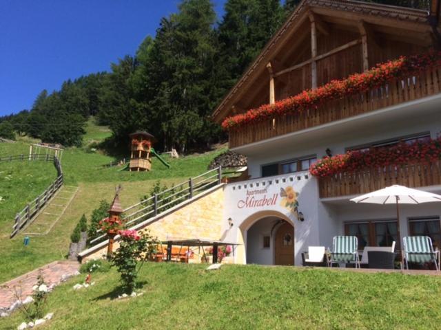 Apartments Mirabell Livinallongo Del Col Di Lana Luaran gambar